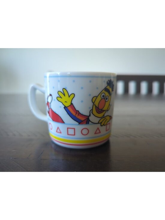 JMP Marketing Other - Vtg. Sesame Street Bert & Ernie Mug *7oz Porcelain JMP Marketing